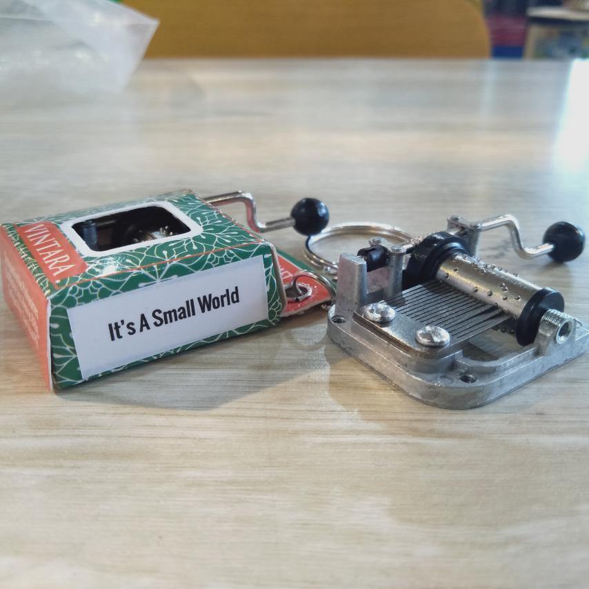 It's a Small World Keychain Music Box - The Craft Central